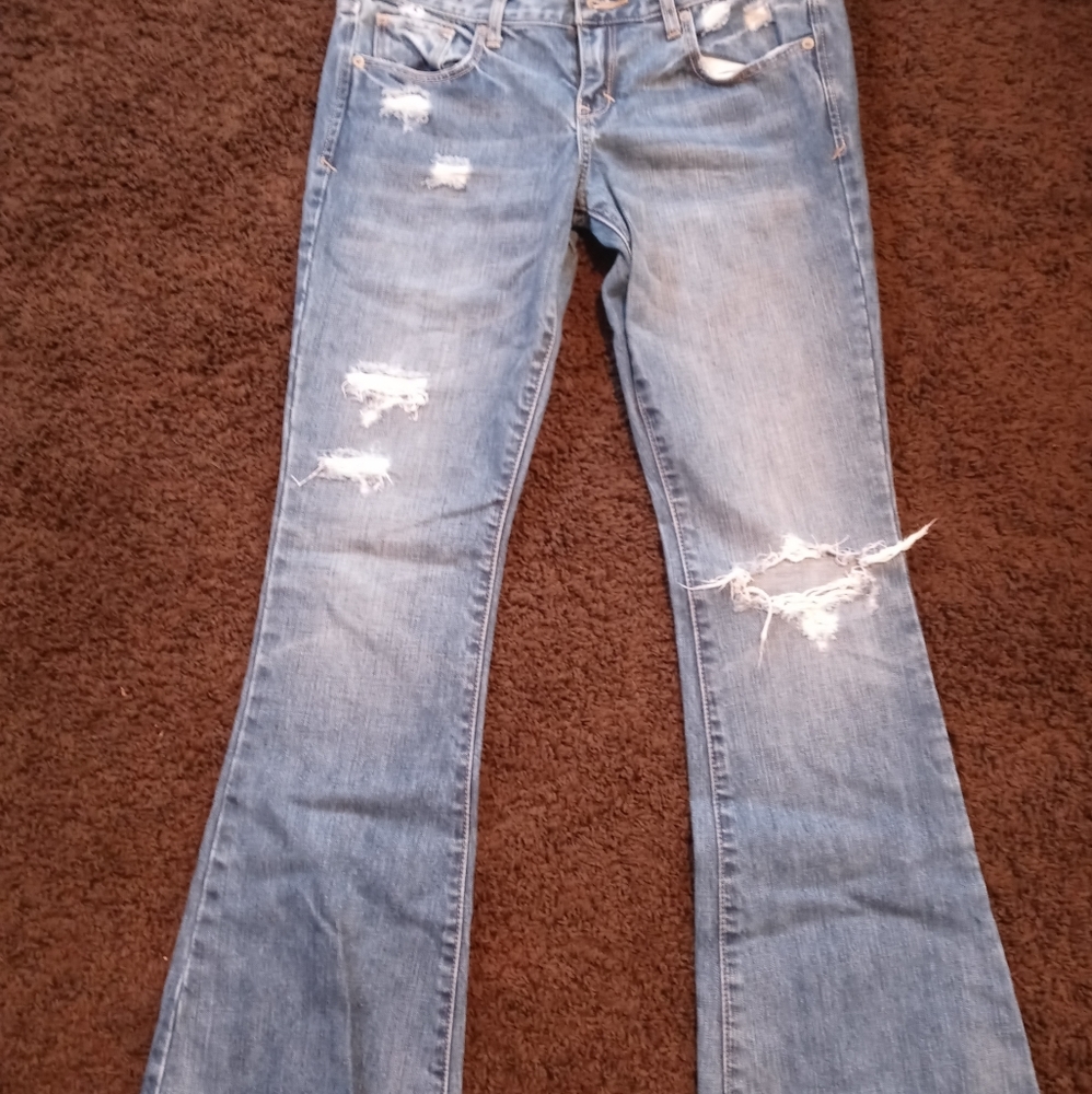 Abercrombie & Fitch Women's Distressed Jeans